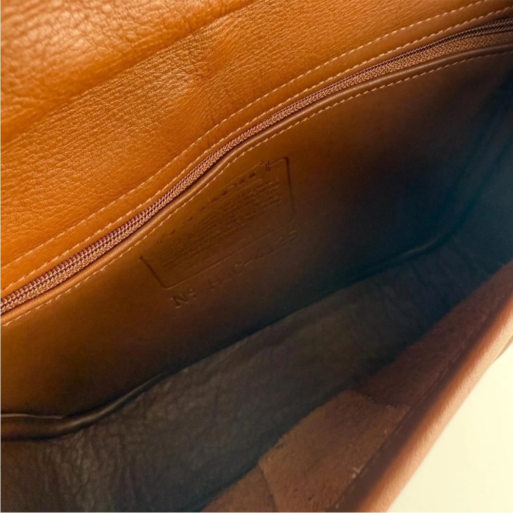 Coach Tan Leather Men's Messenger Bag Unisex - Picture 8 of 11